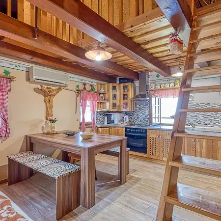 Tatil Evi Vineyard Vesna View - Happy *