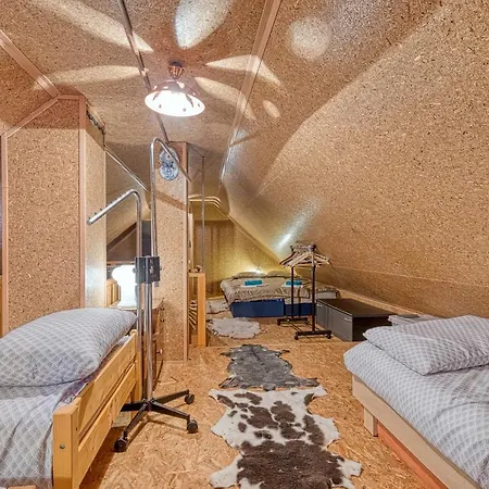 Vineyard Vesna View - Happy